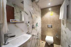 Glitz Rexton Inn - IIT Powai