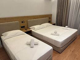 Hotel Vila Danedi