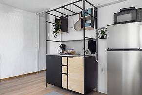 Castellana by Otium