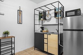 Castellana by Otium