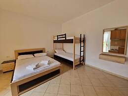 Hotel Studio Eno Ksamil