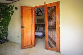Makai Beach Hostel