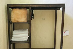 Makai Beach Hostel