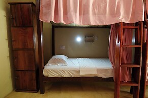 Makai Beach Hostel