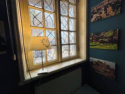 62 Dimitri Uznadze str.