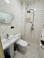 62 Dimitri Uznadze str.