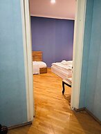 62 Dimitri Uznadze str.