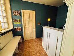 62 Dimitri Uznadze str.