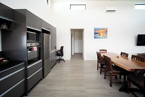 Solana Apartments