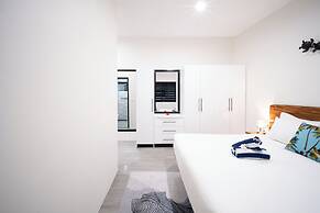 Solana Apartments