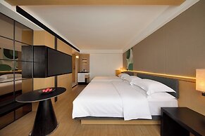 HaiNan Luxurious  Sea View & Art Hotel