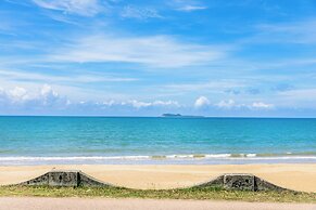 HaiNan Luxurious  Sea View & Art Hotel