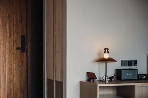 Utopia Yueji Art Seaview Designer Meisu