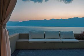 Utopia Yueji Art Seaview Designer Meisu
