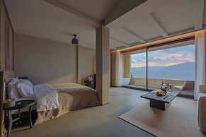 Utopia Yueji Art Seaview Designer Meisu