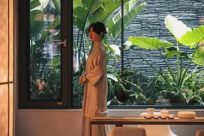 Utopia Yueji Art Seaview Designer Meisu