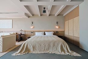 Utopia Yueji Art Seaview Designer Meisu