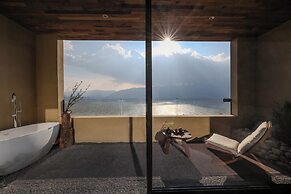 Utopia Yueji Art Seaview Designer Meisu