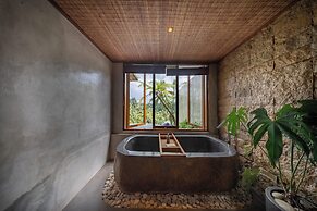 ULU Valley Retreat