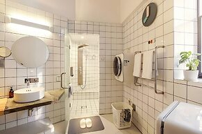 T.G.S. Museum Hotel