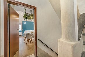 EA Blue Marin Apartment