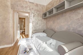 EA Blue Marin Apartment