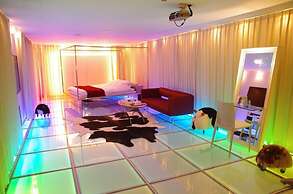 Blue Hotel OCTA - Adults Only