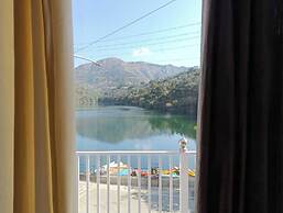 Hidden Lake Stay