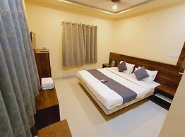 Shree Krishna Hotel