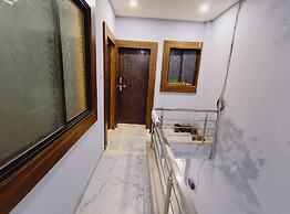 Shree Krishna Hotel