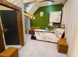 Shree Krishna Hotel