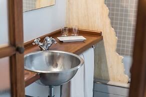 Hotel Moscari by CheelHotels