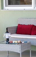 Asmira Apartments