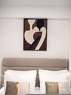 Asmira Apartments