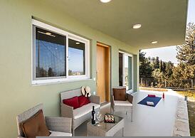 Asmira Apartments