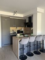 Apartment Mariner 2 With Heated Pool