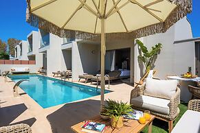 Oasis Luxury Suites