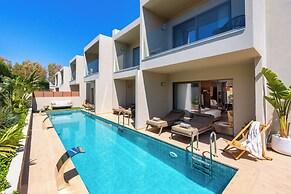 Oasis Luxury Suites