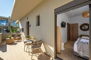 Oasis Luxury Suites