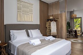 Oasis Luxury Suites