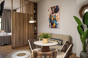Oasis Luxury Suites