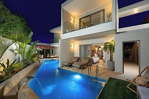 Oasis Luxury Suites