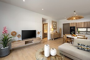 Oasis Luxury Suites