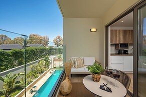 Oasis Luxury Suites
