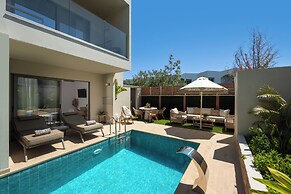 Oasis Luxury Suites