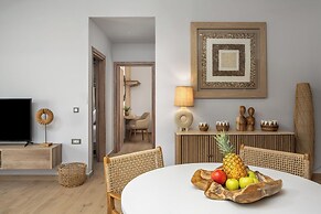 Oasis Luxury Suites