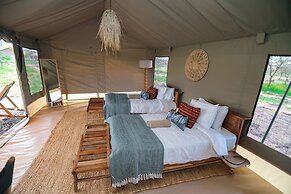 ENTEPESI TENTED CAMP