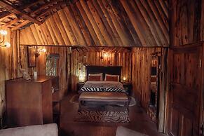 Exploreans Mara River Camp
