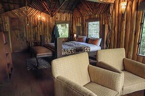 Exploreans Mara River Camp