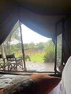 Exploreans Mara River Camp
